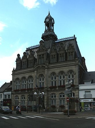 H%C3%B4tel_de_ville_de_Bohain.jpg